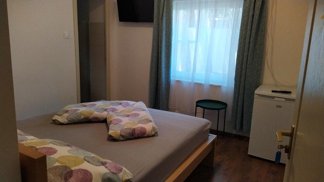 Villa Adele Шіофок Екстер'єр фото