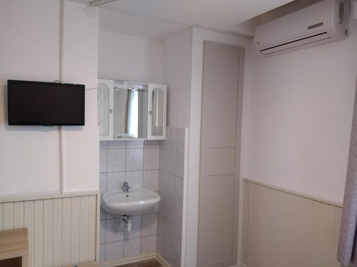 Villa Adele Шіофок Екстер'єр фото