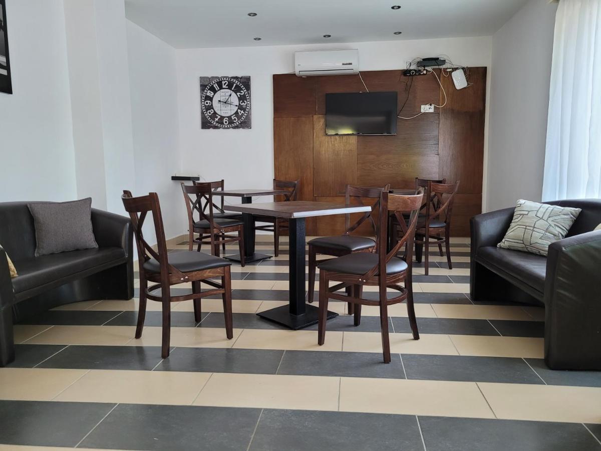 Villa Adele Шіофок Екстер'єр фото