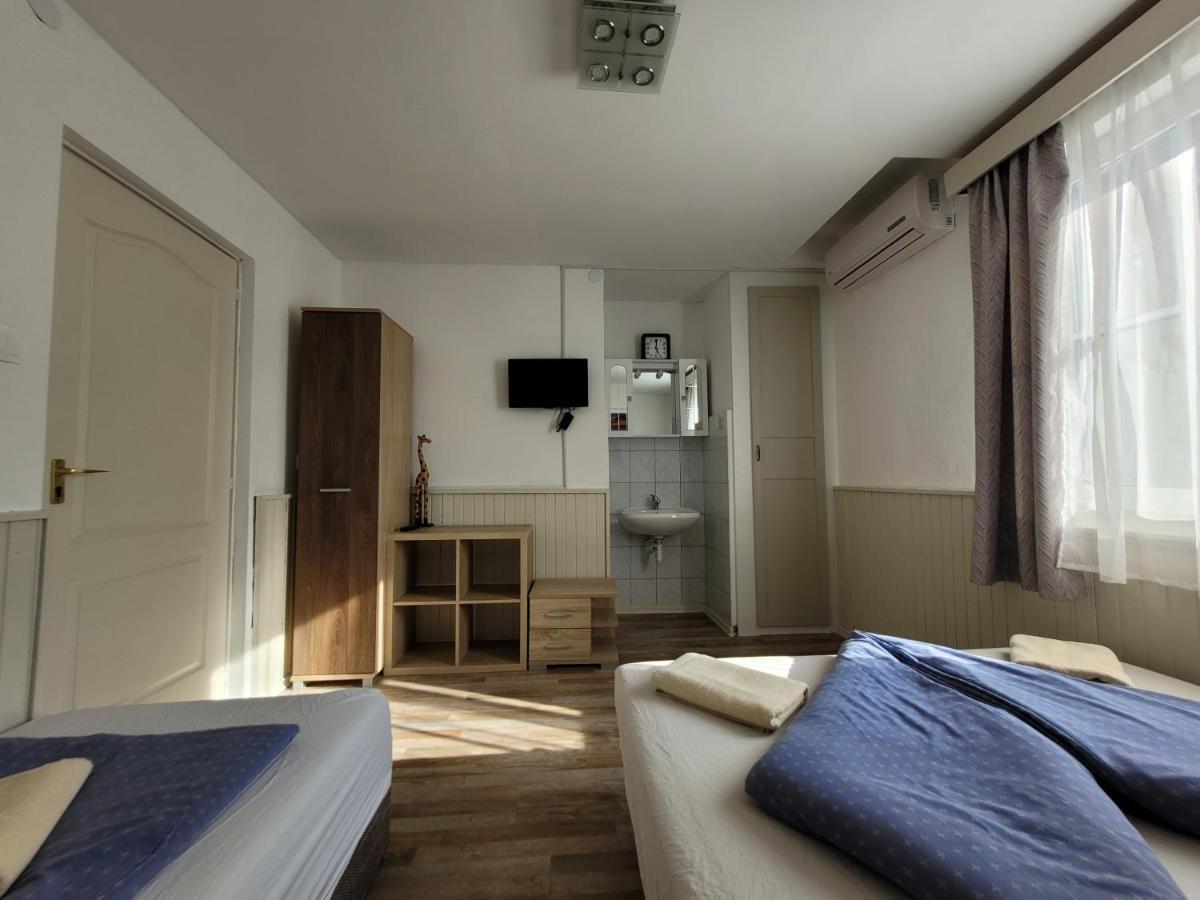 Villa Adele Шіофок Екстер'єр фото